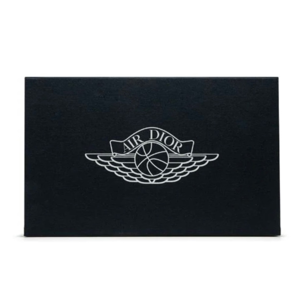 ATTENTION COLLECTOR’s!!! DIOR X AIRJORDAN - Picture 7 of 7